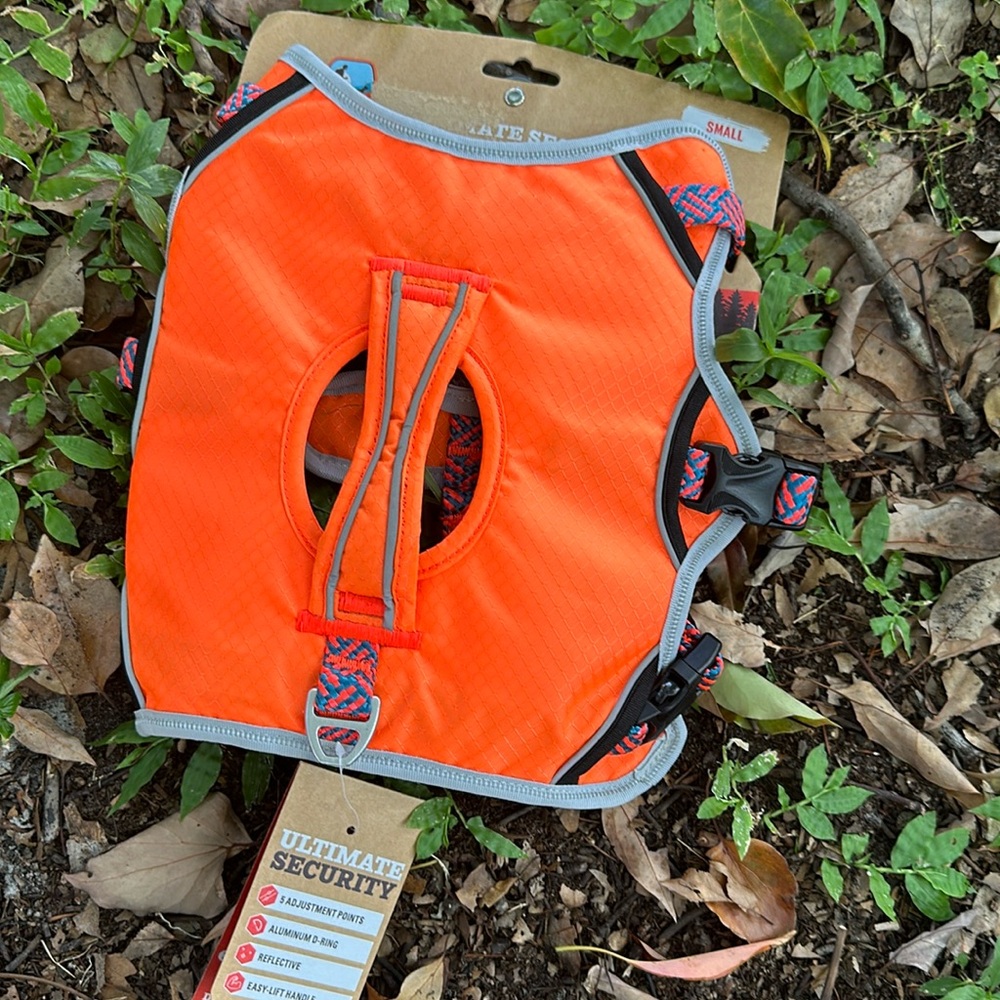 Arcadia Trail Dog Security Reflective Harness. Size SM. NWT